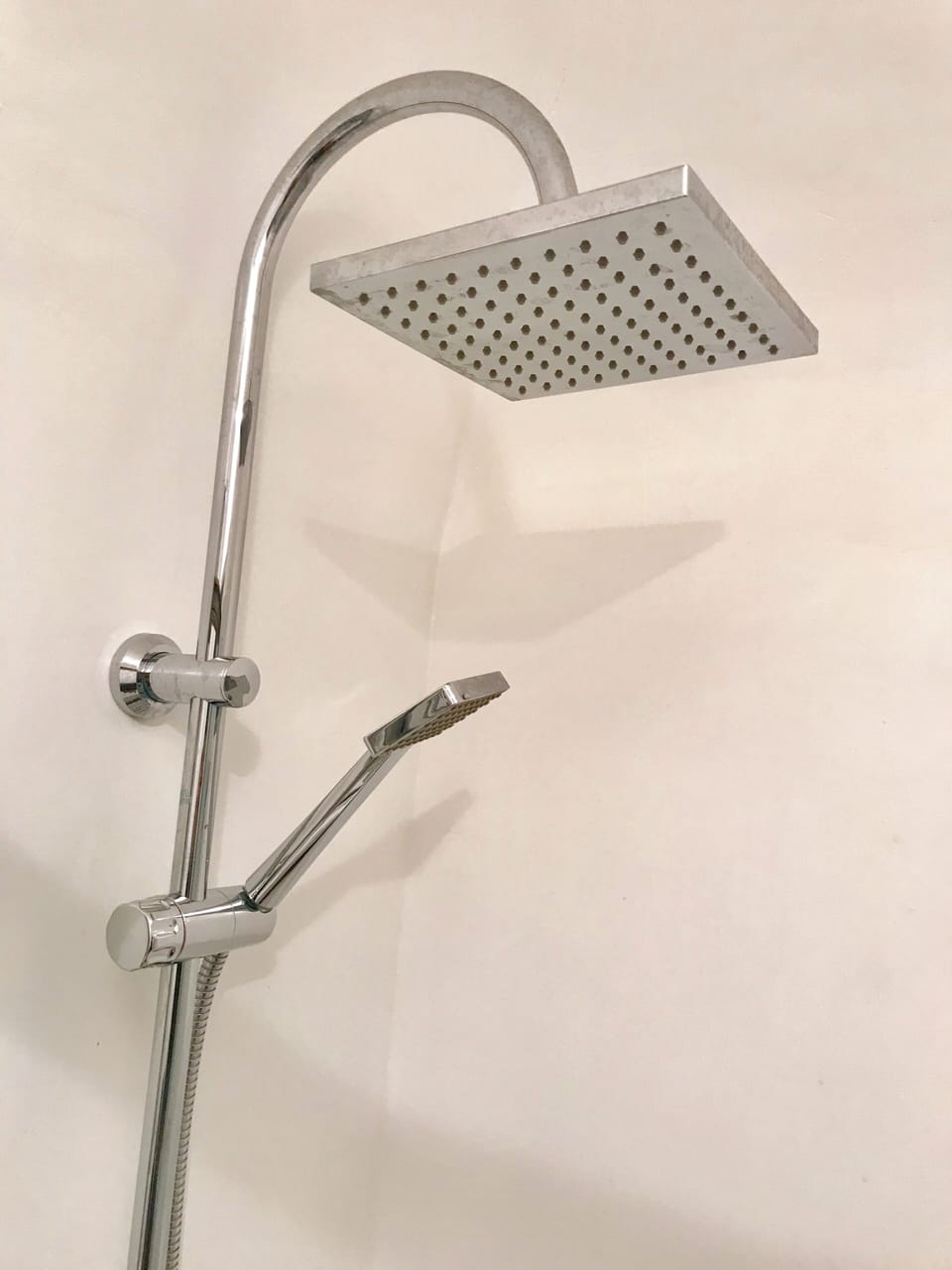 Hand-held showerhead
