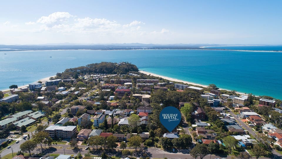 Beachside at Gretel | Walk to beach
