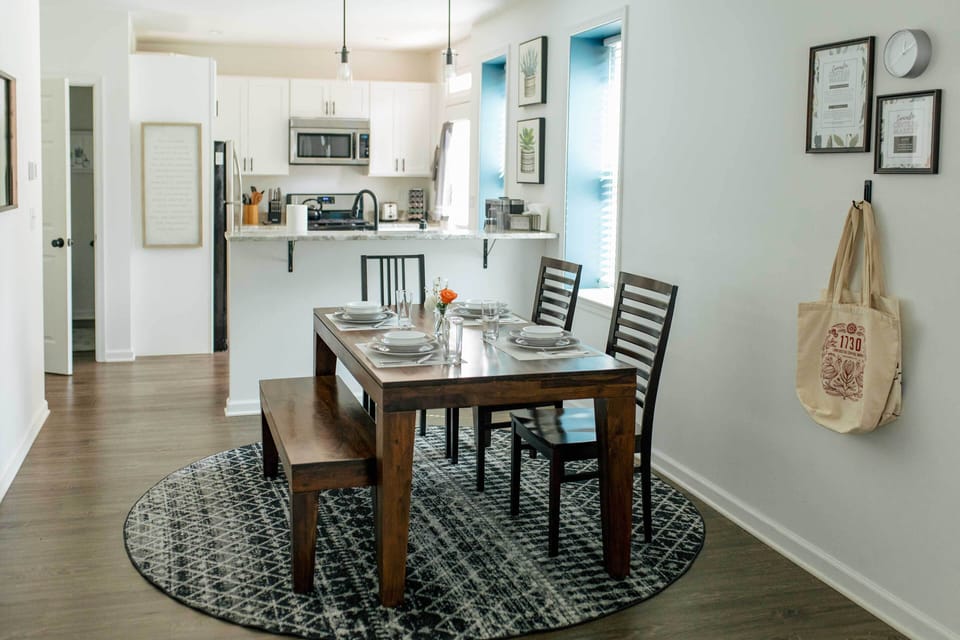 Kitchen & Dining Area | Keyless Entry