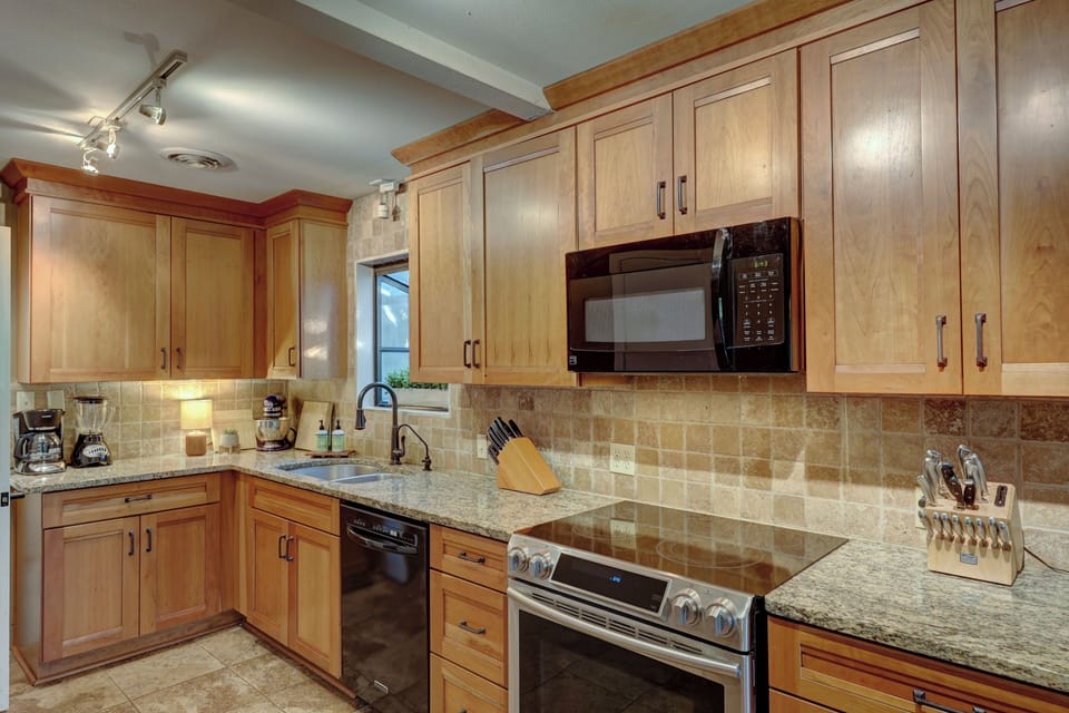 Main Home Kitchen