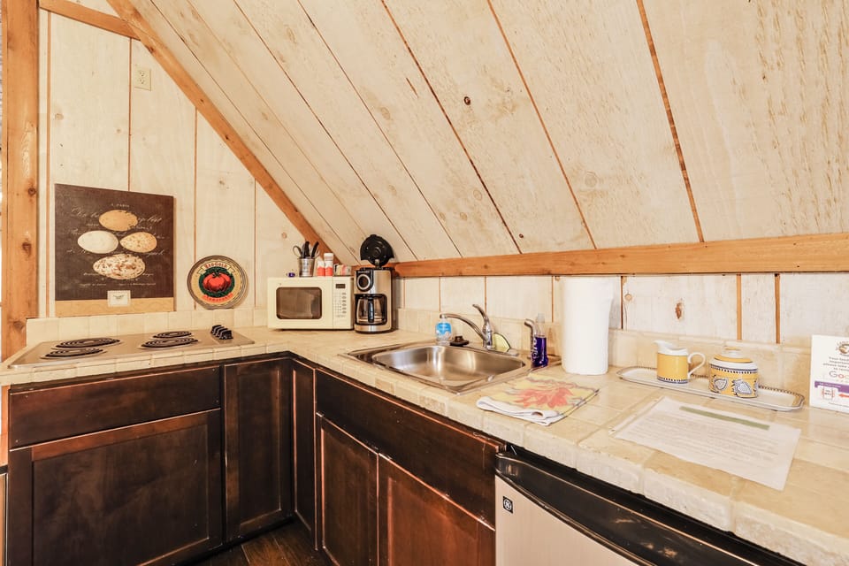 Kitchenette | Cooking Basics | Drip Coffee Maker