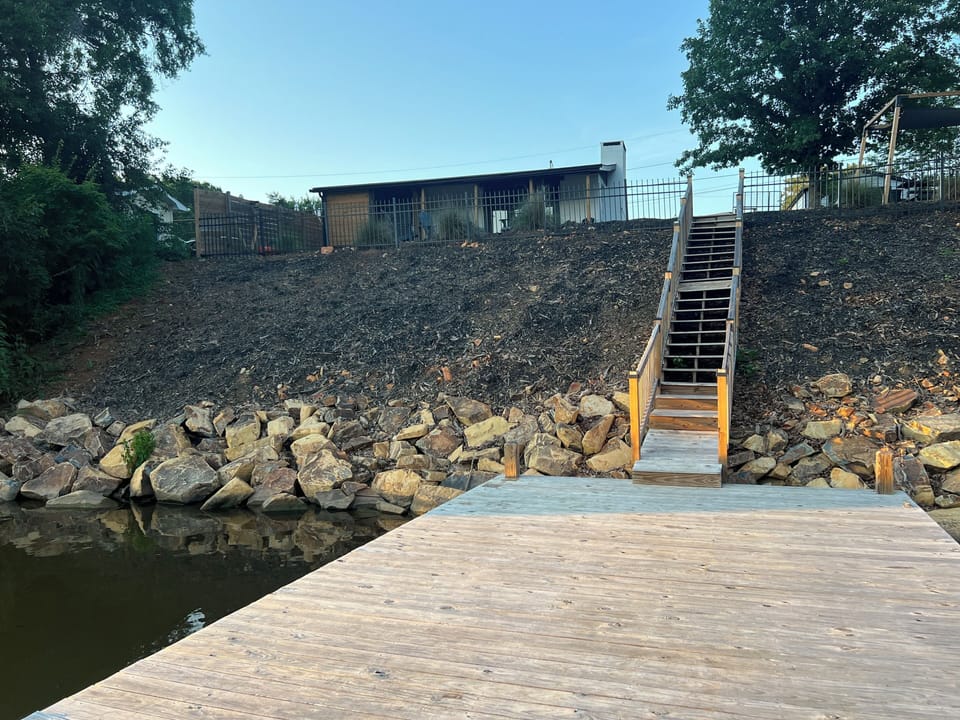 Dock
