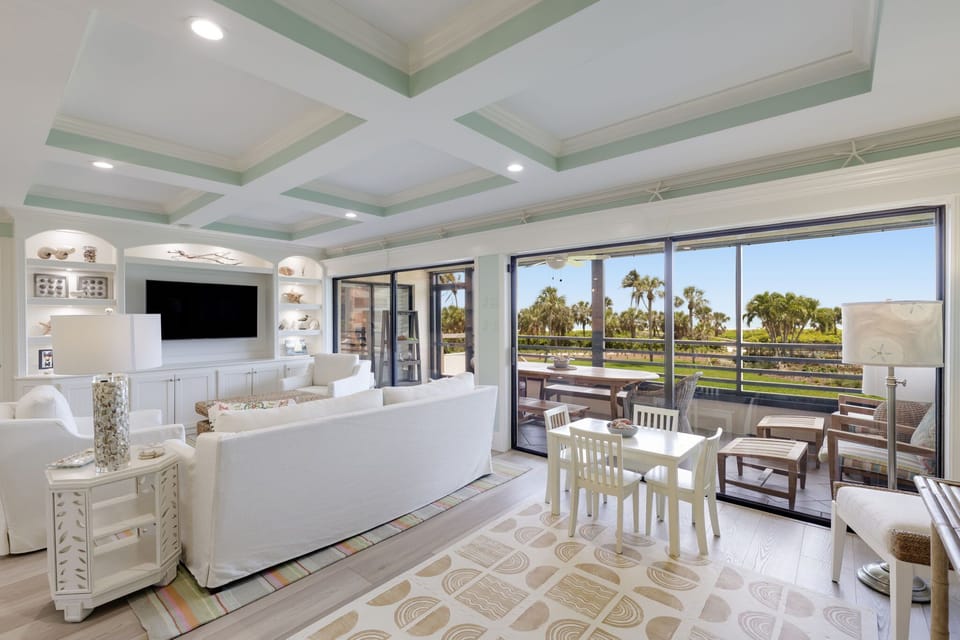 Fantastic Gulf of Mexico views from every part of the living room