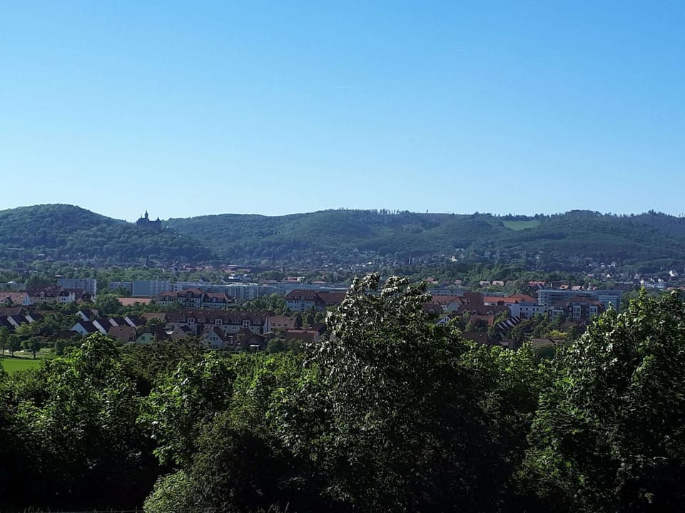 Surroundings [summer] (1-5 km)