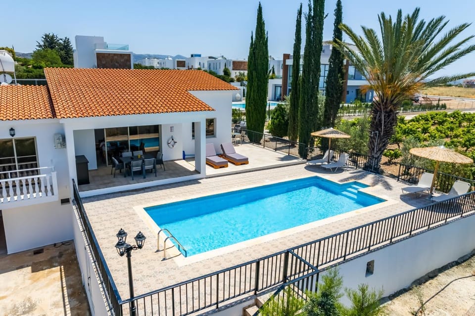 Villa Kathi by Ezoria Villas (13567)