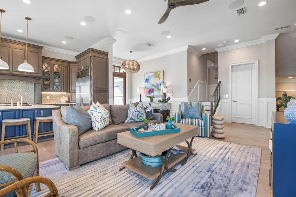 Mid level living room