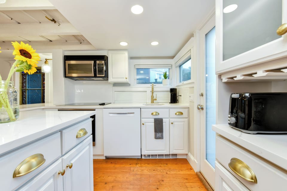 Stainless kitchen 
