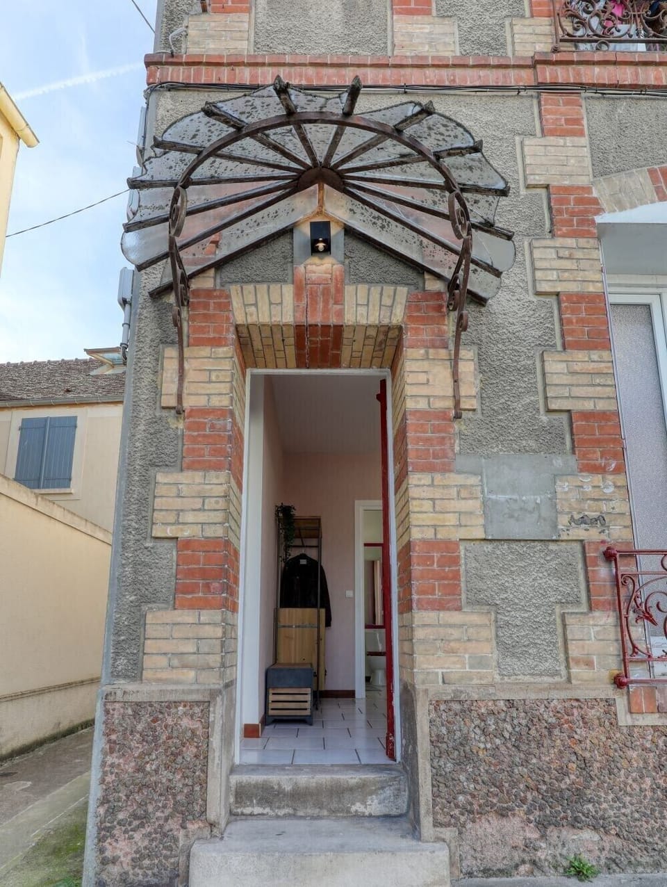 Exterior detail