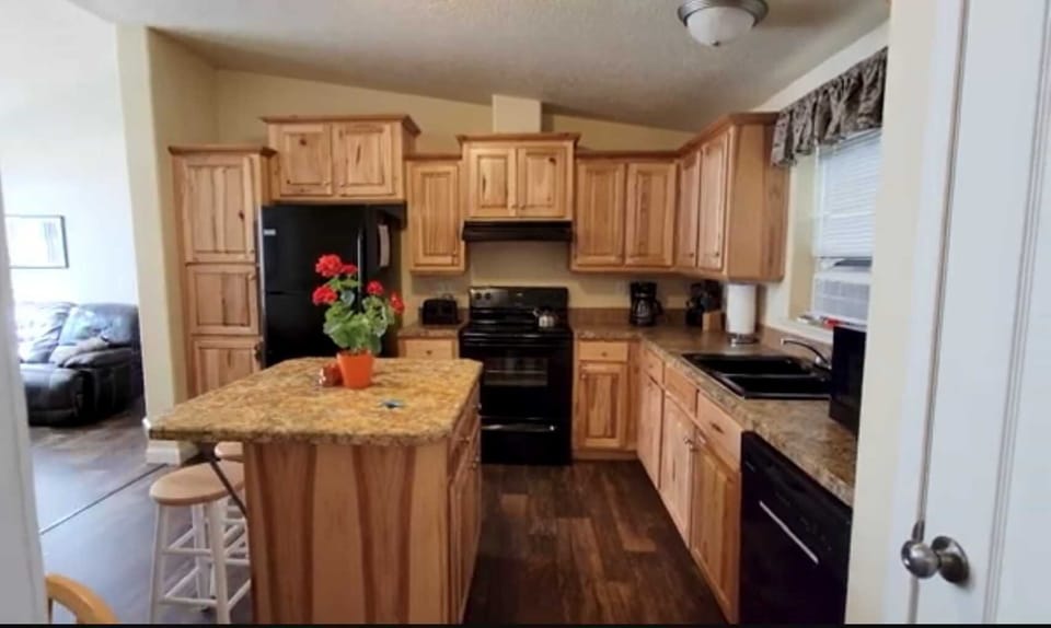 Fox kitchen 2