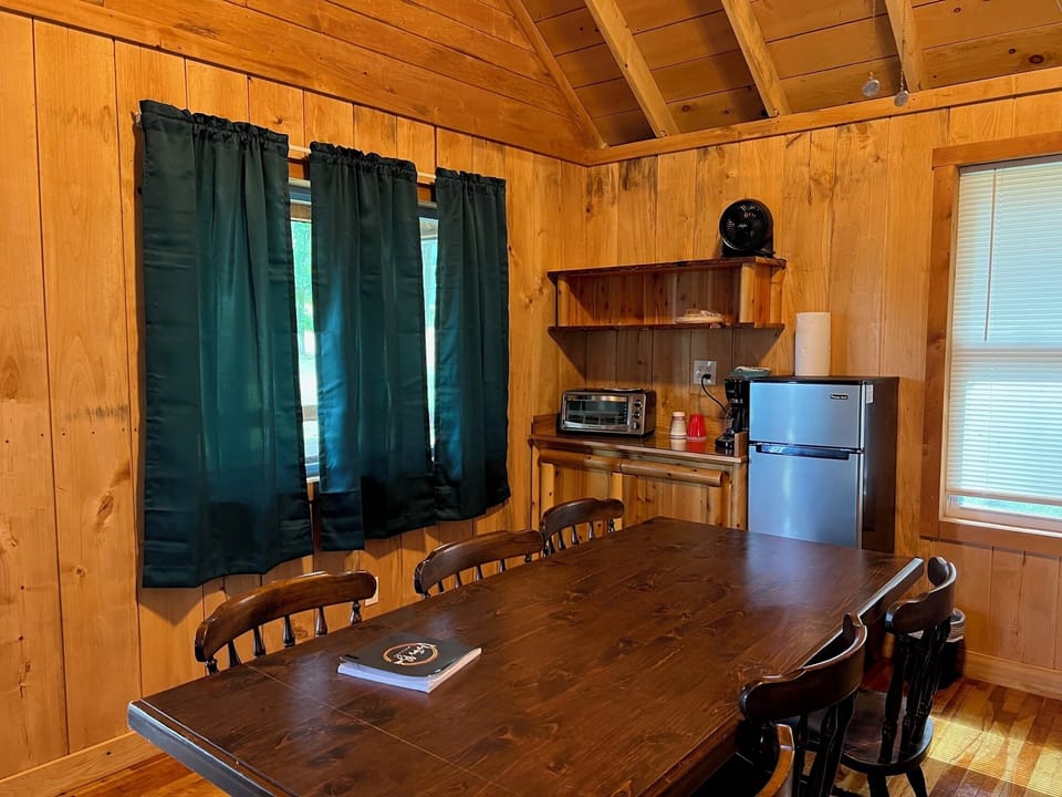 OTRTTW Cabin 1 Dining Table