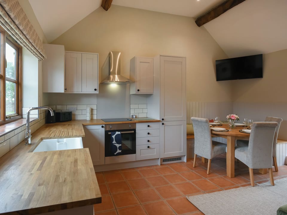 Open plan living space | Caradoc - Botvyle Farm, Church Stretton