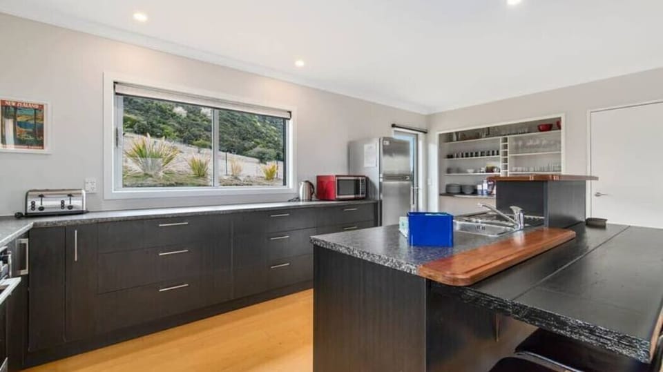 Fully functional kitchen