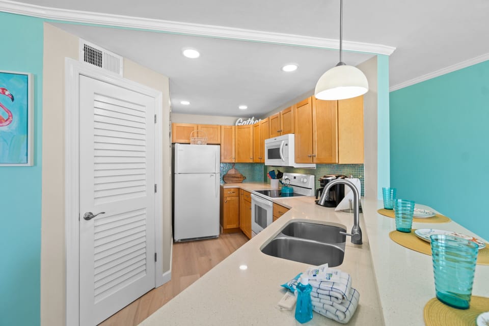 Full Size Kitchen