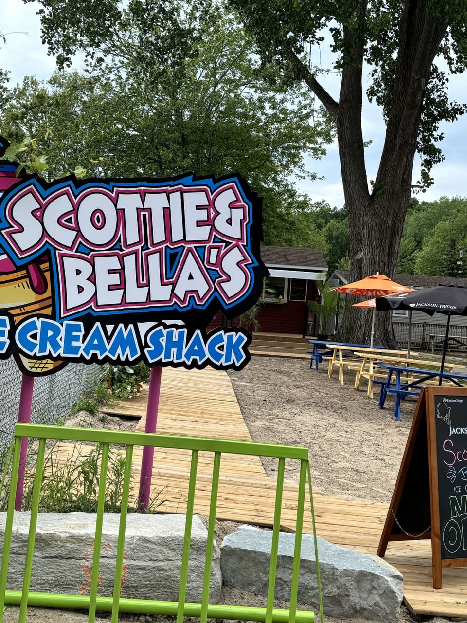 New Ice Cream shack at beach entrance
