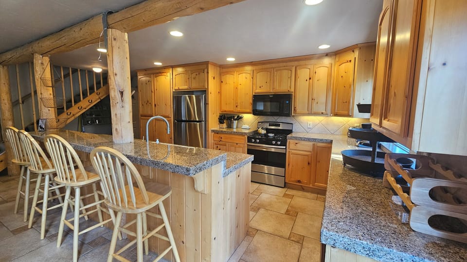 Kitchen and Bar