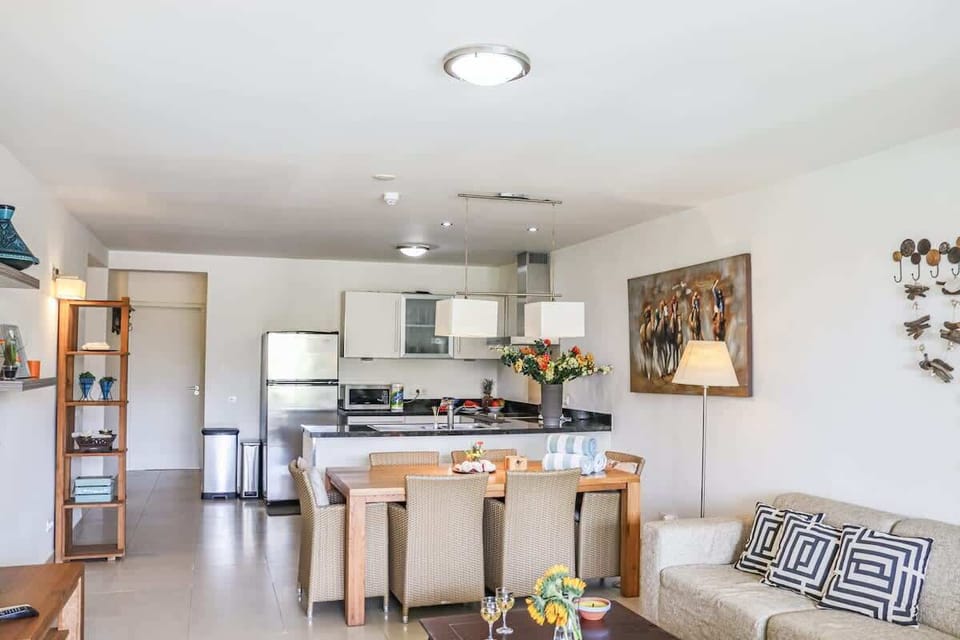 2-bedroom Vacation Rental Apartment in the Blue Bay Golf & Beach Resort with Pool-access, Photo 7