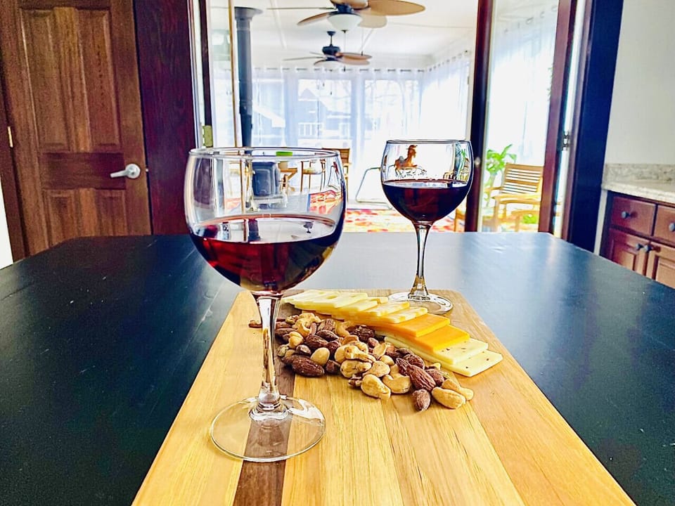Whether you’re relaxing with a glass of wine or enjoying a cozy evening, this room offers a perfect blend of past and present, creating a welcoming atmosphere to unwind and make lasting memories.