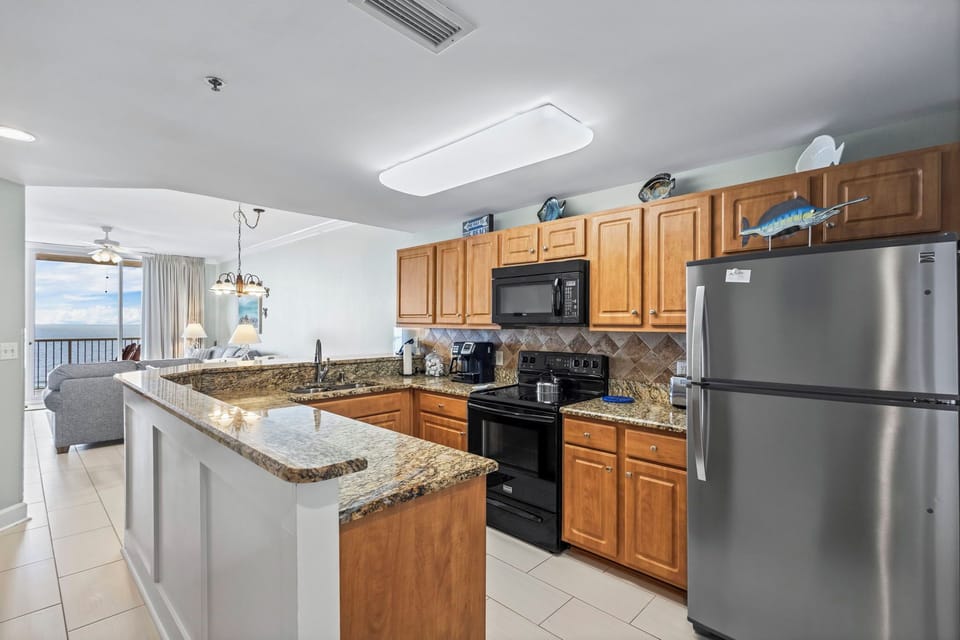 The Beach Club 1206C - Kitchen