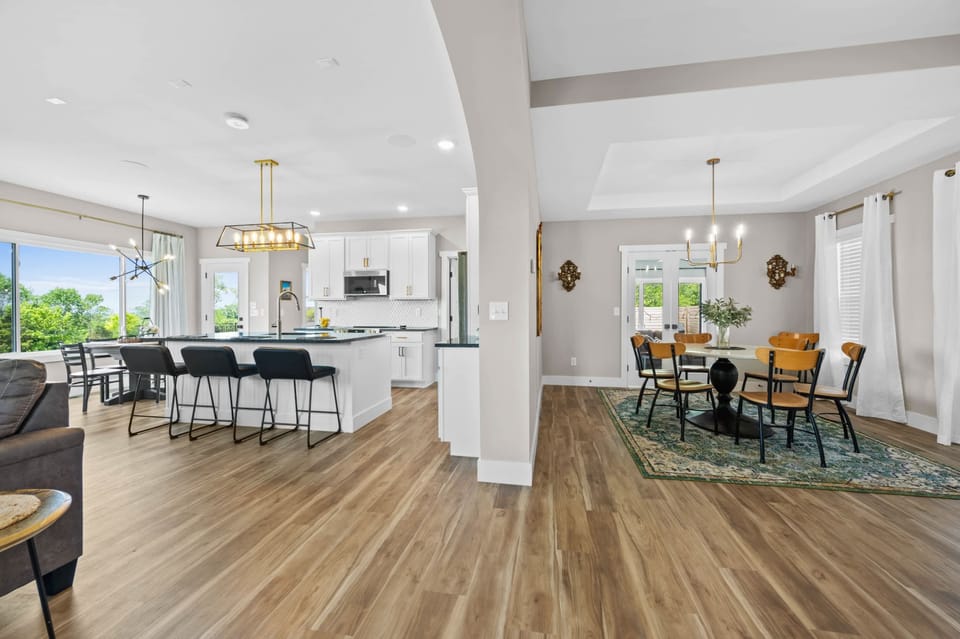 Open Kitchen and dining area