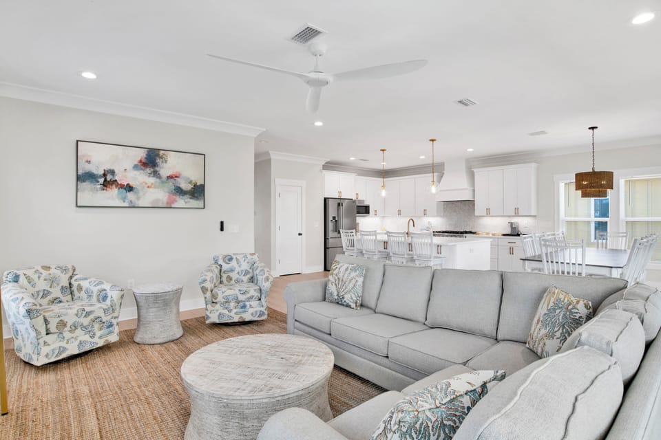 Beautiful open concept on the 1st floor