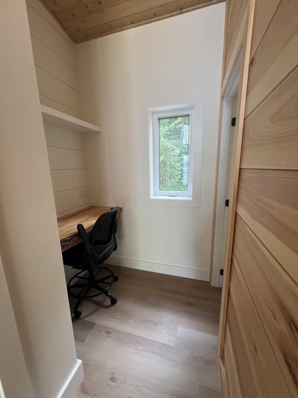 Desk area in primary bedroom