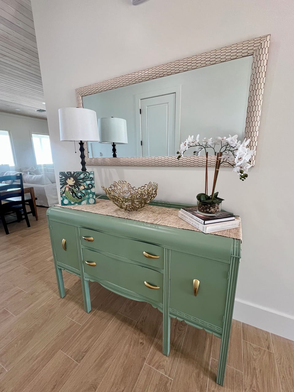 Entry way