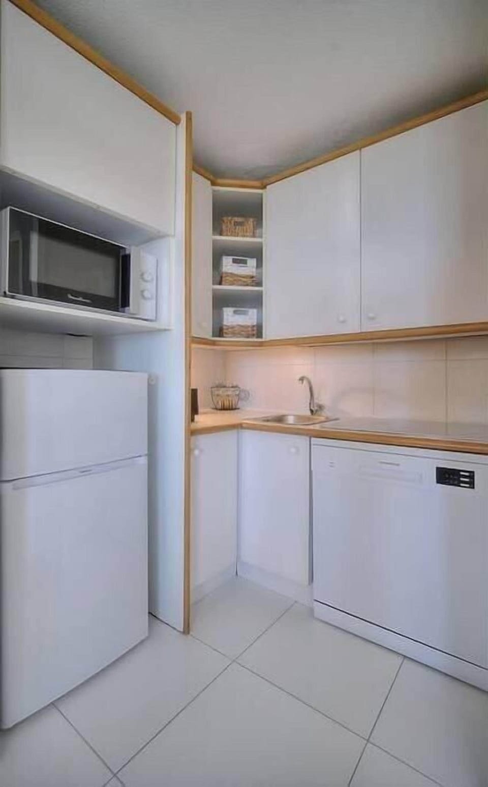 Kitchen -Living Room