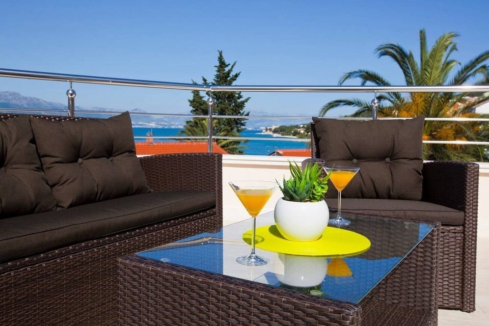Terrace 1