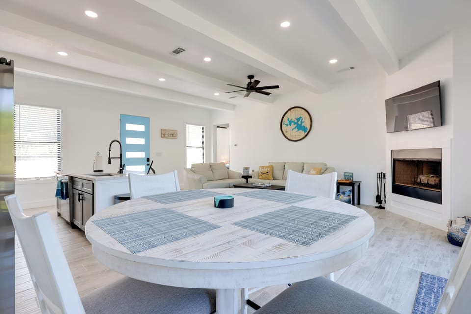 Interior | Single-Story Home | Central Heating & A/C | Free WiFi