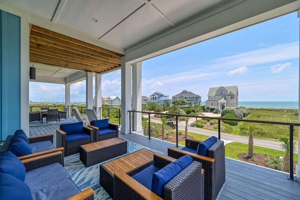 Level 3-North Topsail Oceanside Cocktail Seating