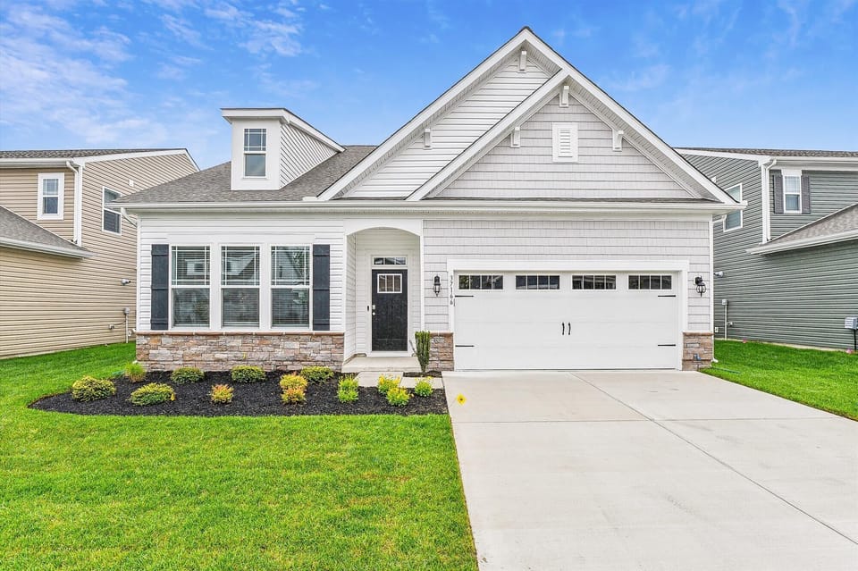 Exterior,Front Elevation,