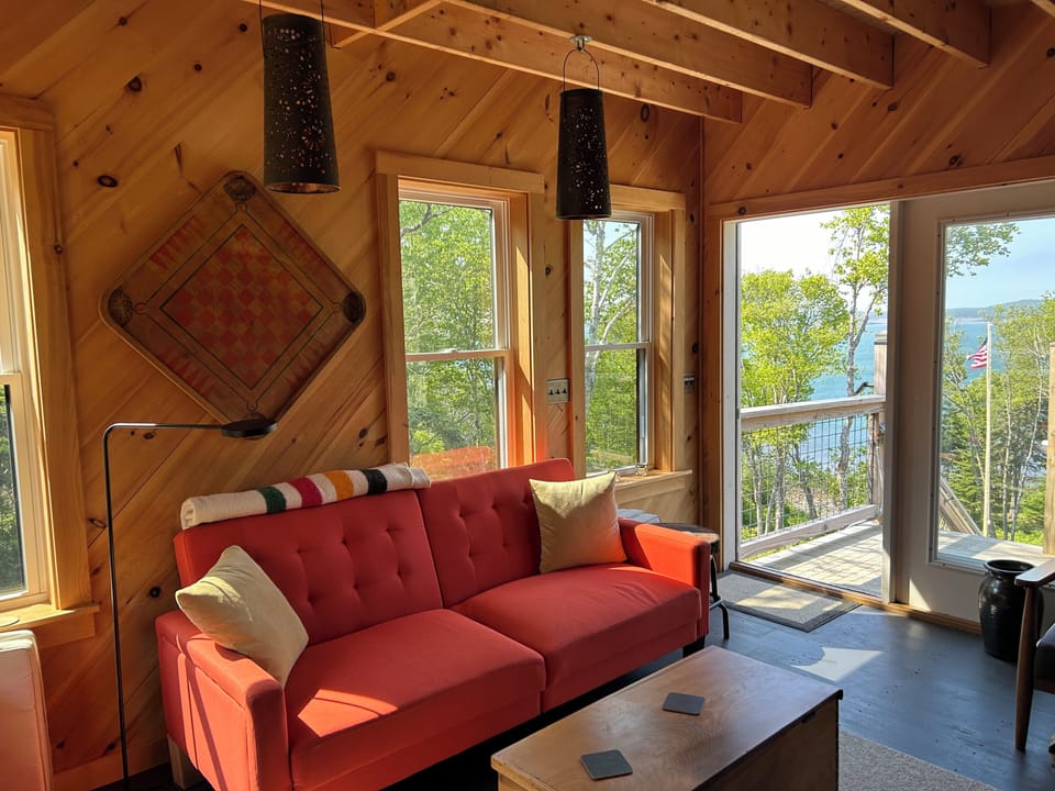 2nd floor living area
