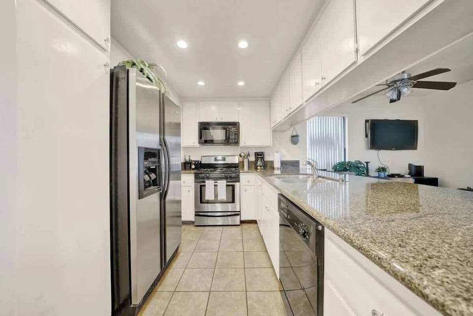 Unit B Kitchen