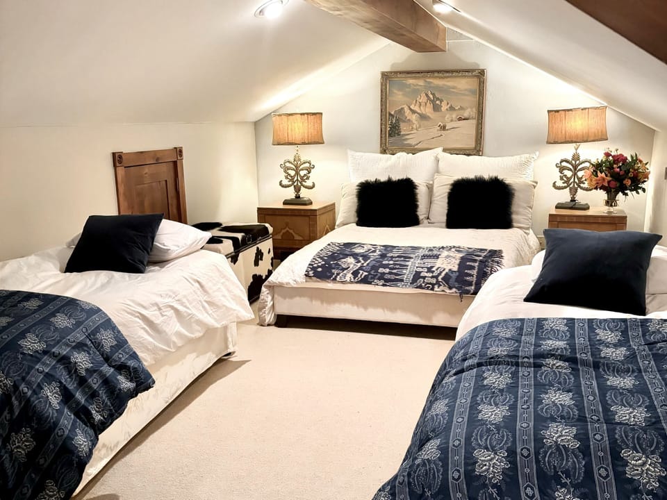 Lofted Semi-private Upstairs bunk room