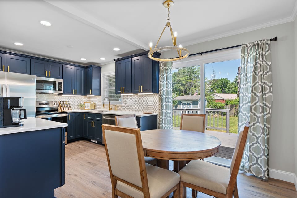 Relax around the table with family and friends.