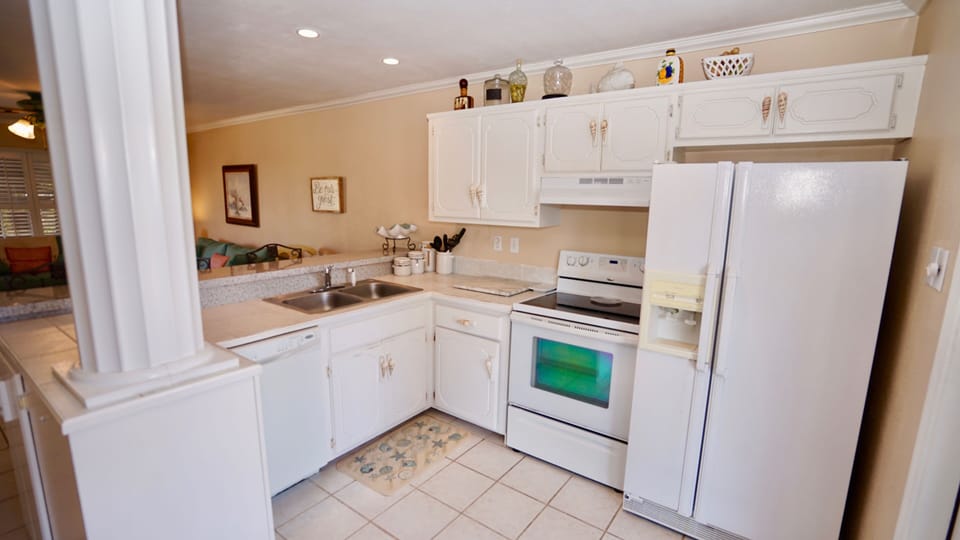 East kitchen