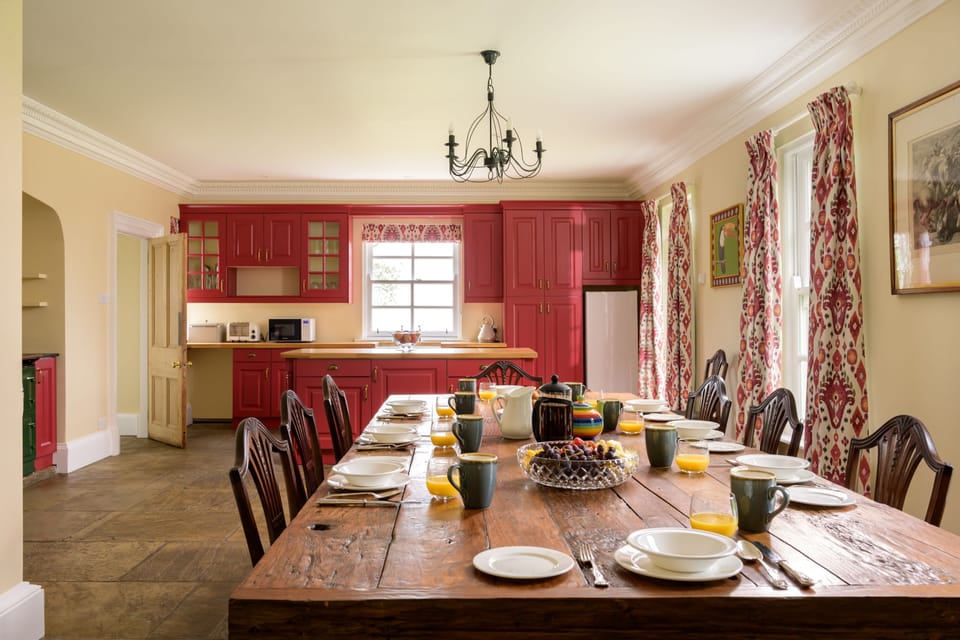 Lots of space for food preparation and dining to feel separate