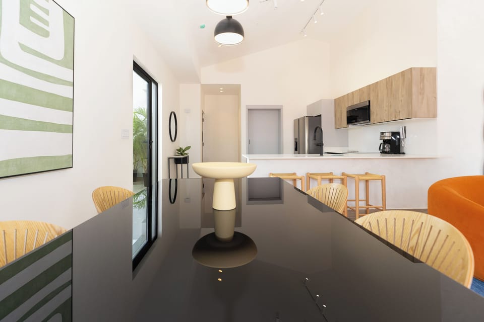 Dining area / Comedor 4 puestos 