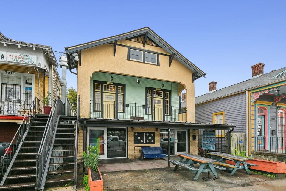 Exterior (Front)