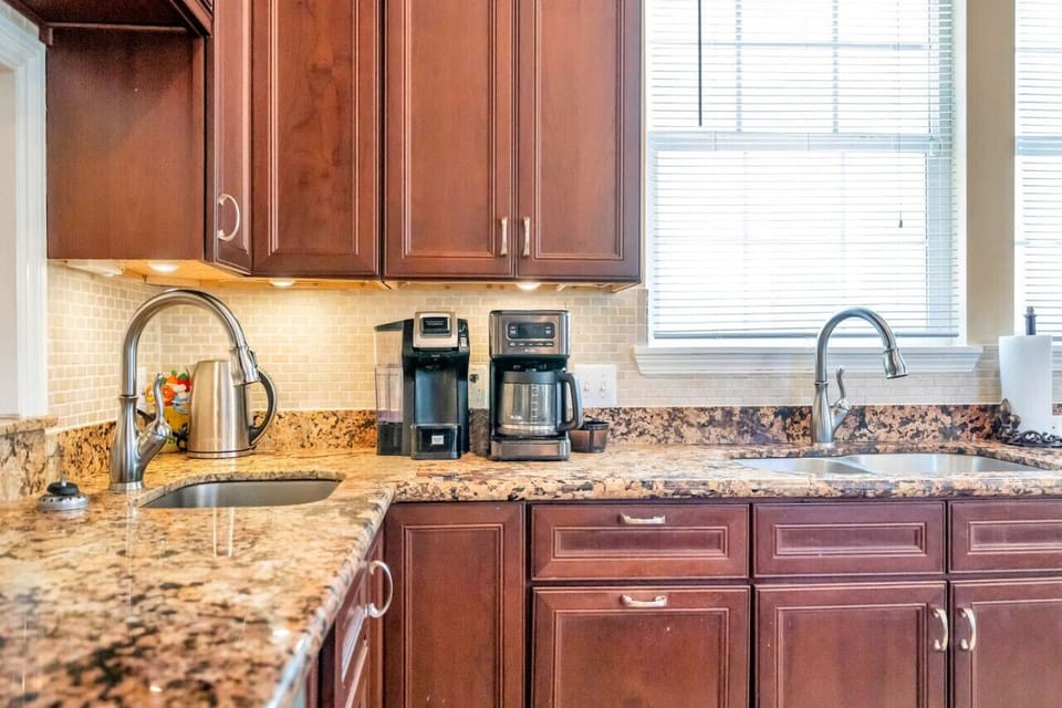 Keurig & Drip Coffee Makers