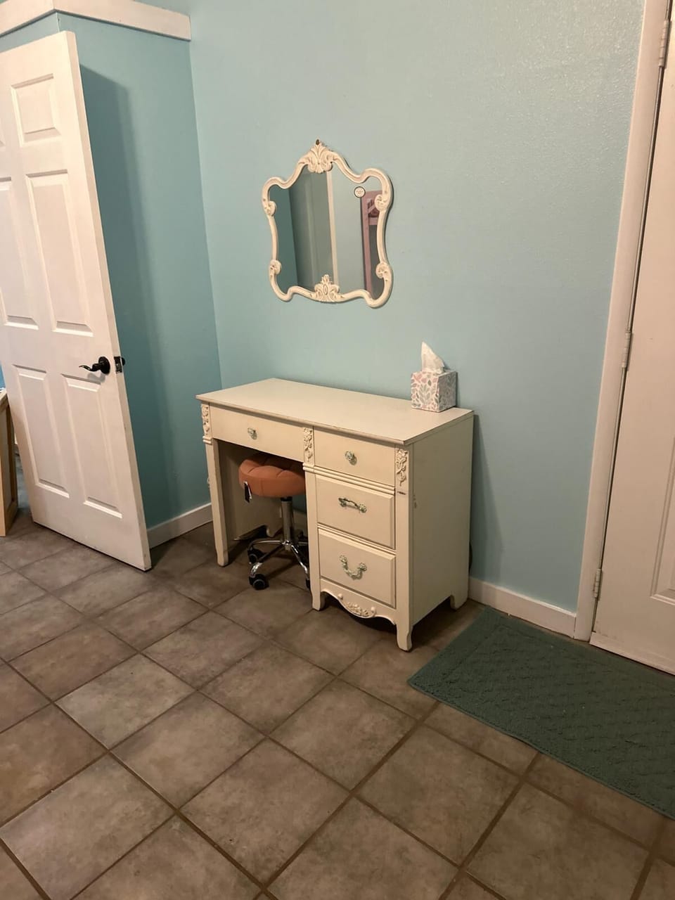 Desk in Pink Bedroom