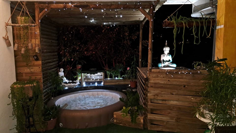 Jacuzzi