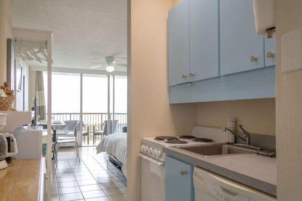 Kitchenette
