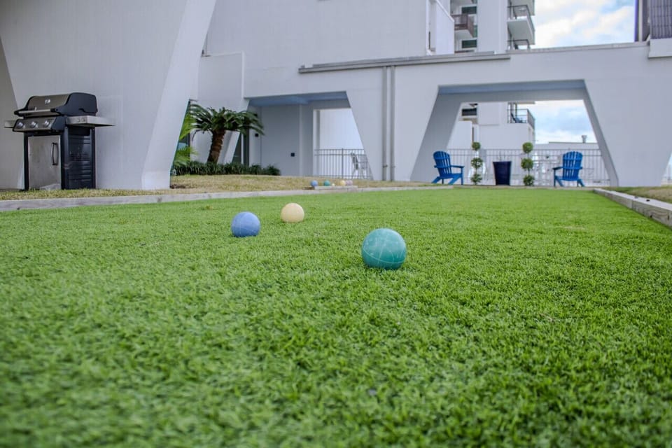 Bocce Ball
