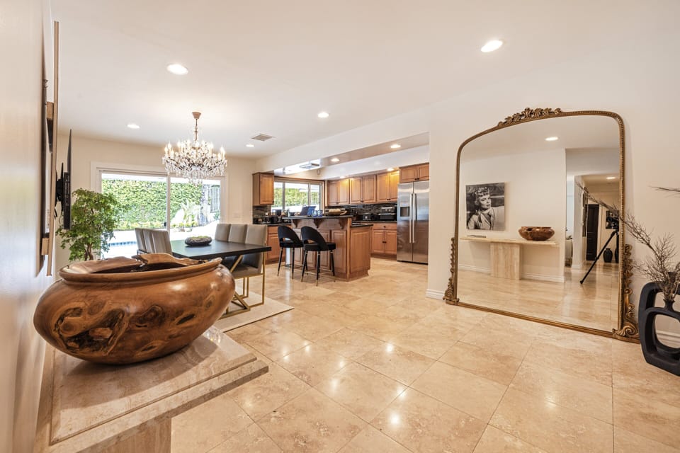 Exquisitely designed dining area and fully equipped kitchen