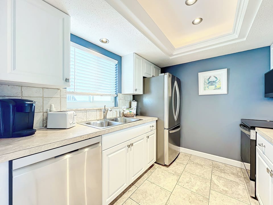 Enjoy the fully stocked kitchen