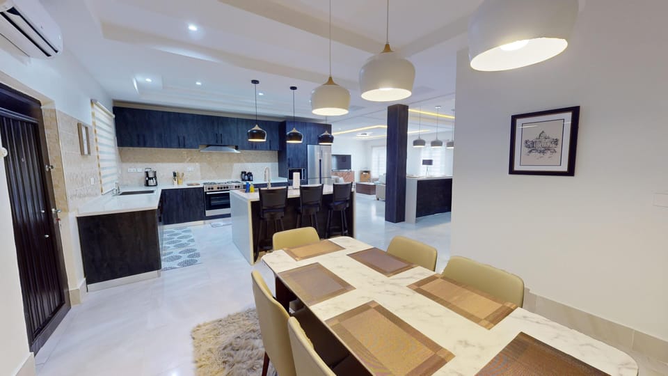 Dining Room, Kitchen
