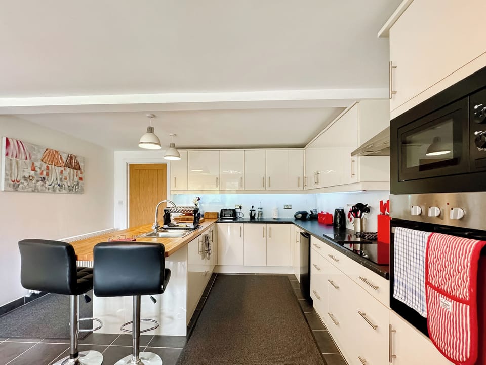 Kitchen | Field Barn, Damerham, near Fordingbridge