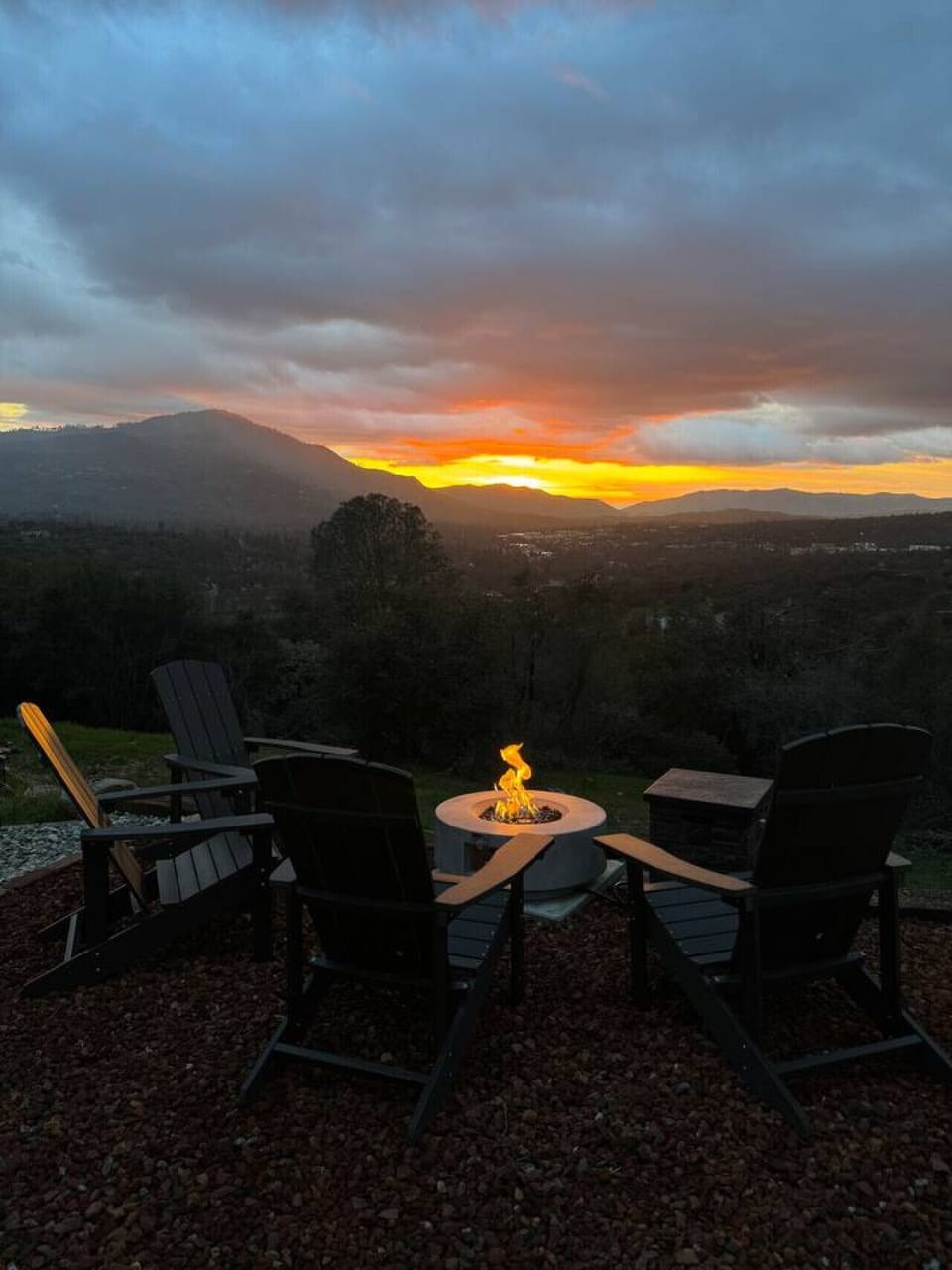 Fire pit with mountains view