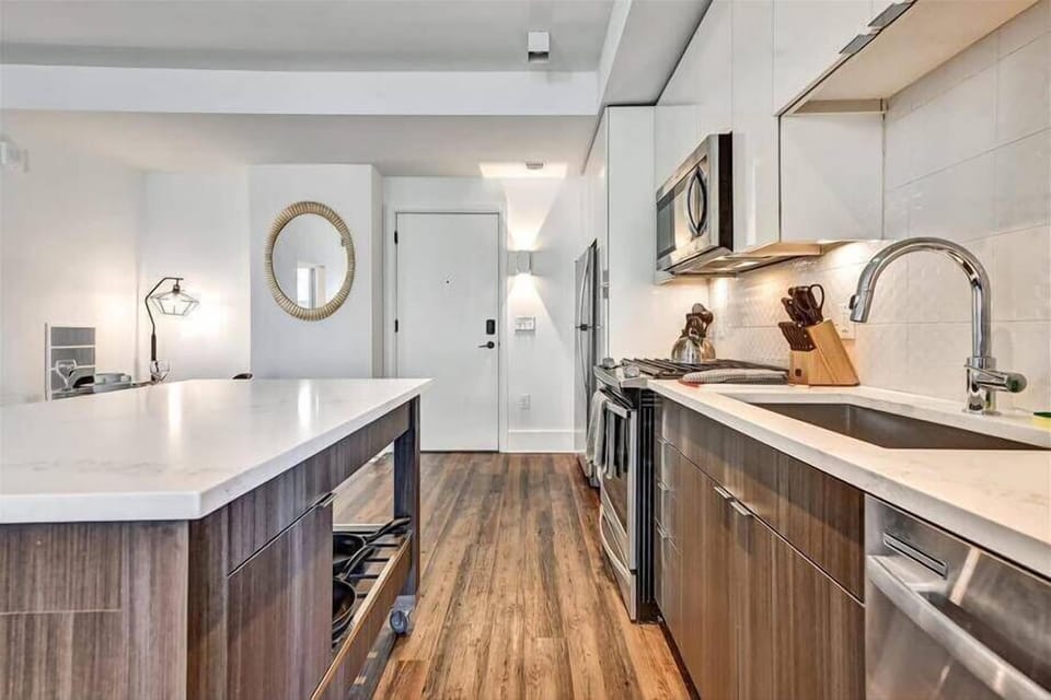 Buckhead Atlanta 2 Bedroom Kitchen